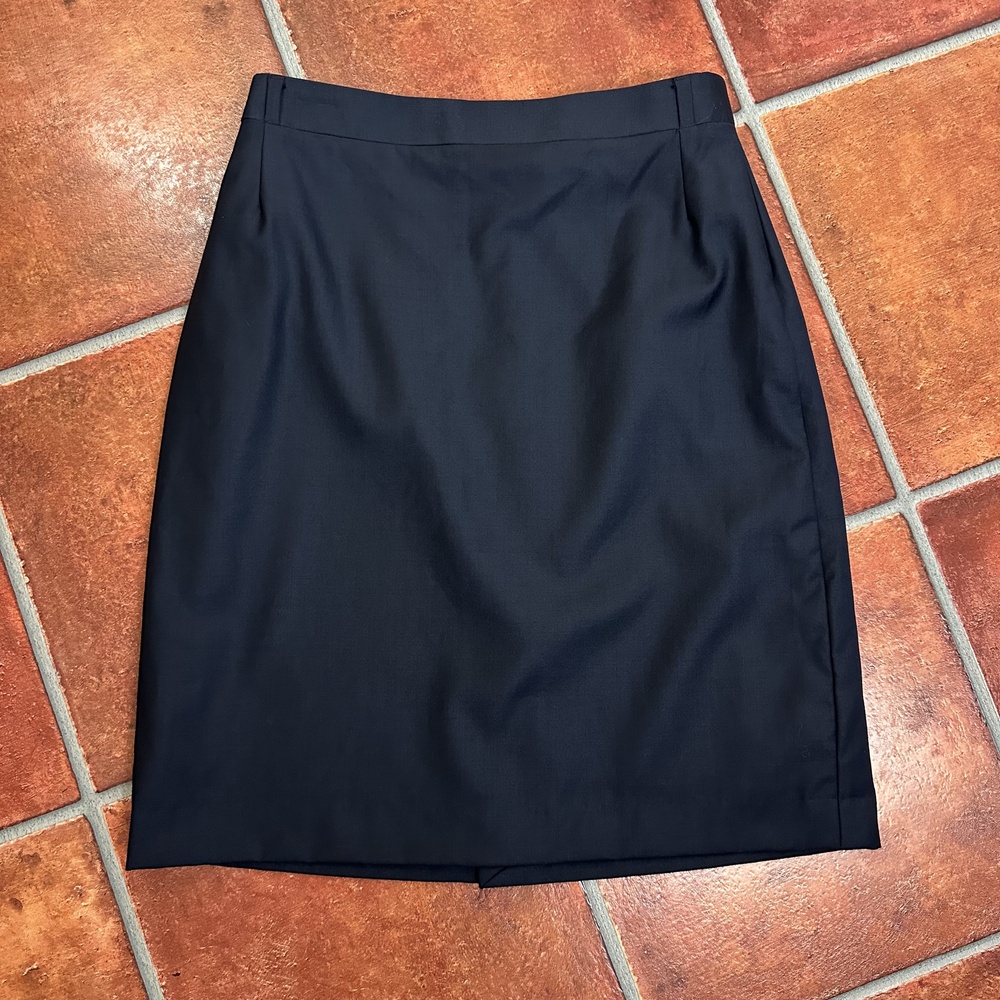 SuitSupply Soft Wool Skirt in Navy